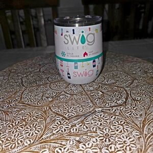 NWT swig wine tumbler party stainless steel